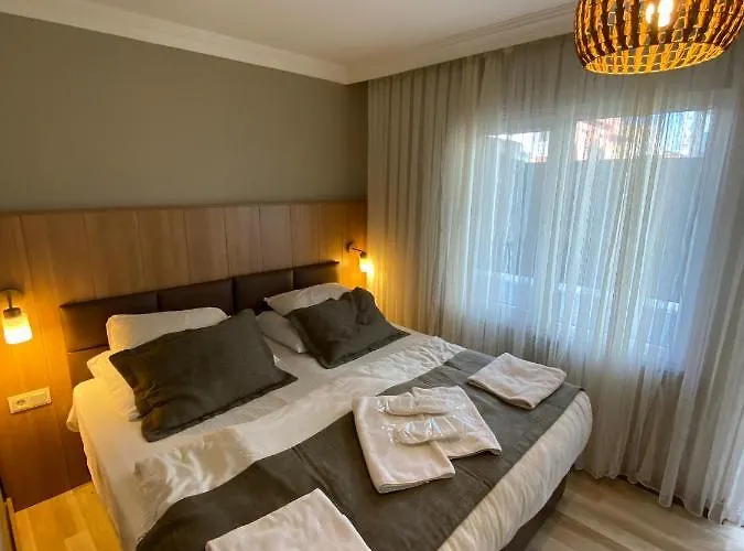 Nova Aparthotel 3*